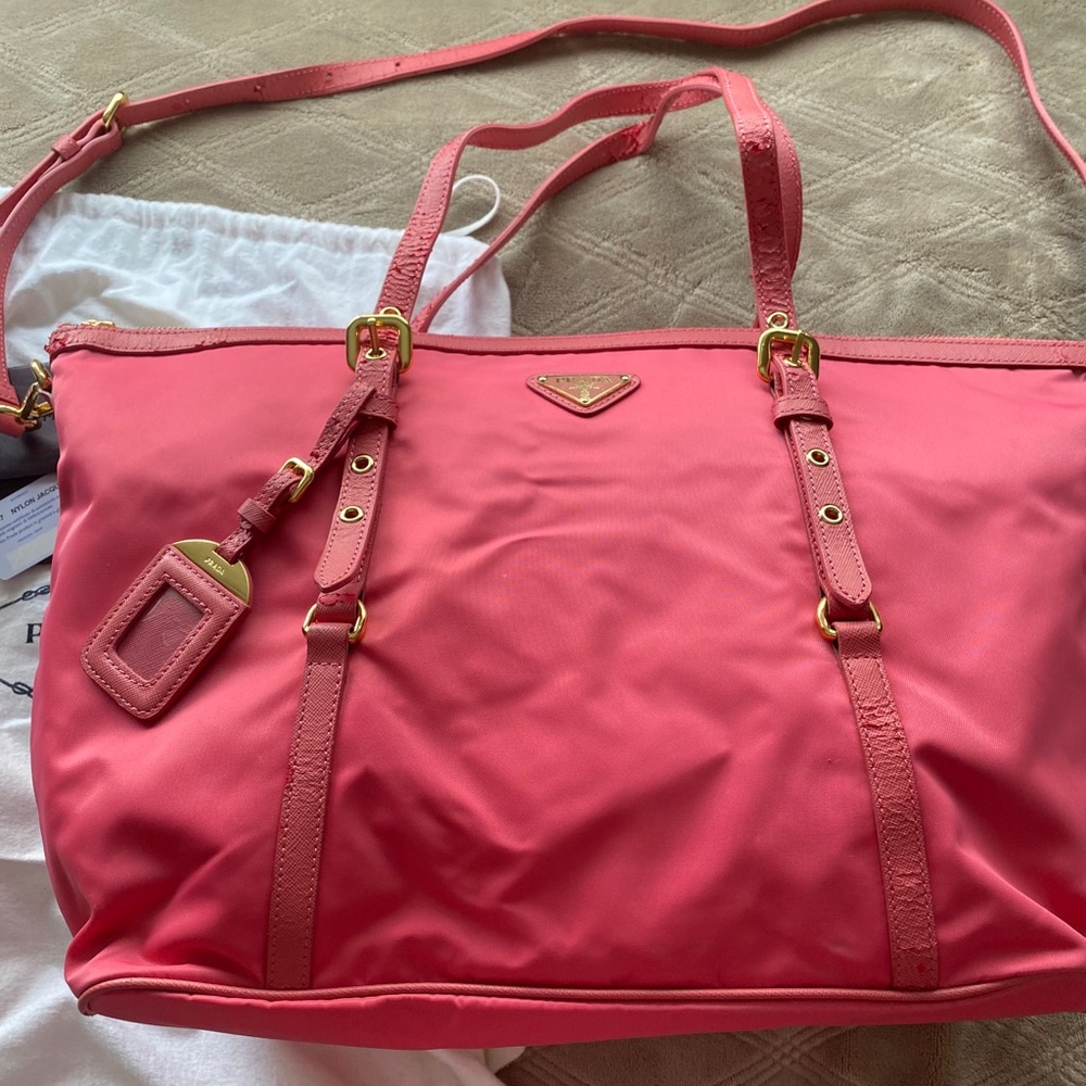 Original Prada tote bag with card. Made in Italy.